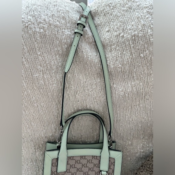 Karl Lagerfeld bag, almost new, perfect for spring - Picture 3 of 5